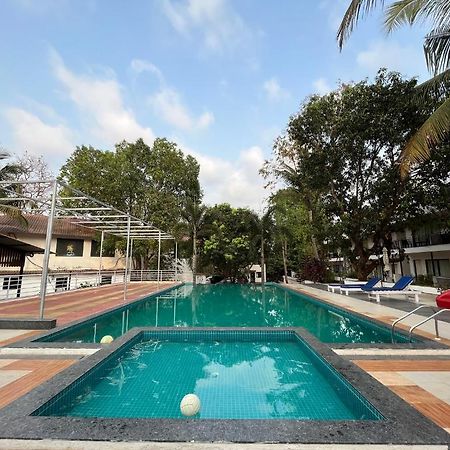 The Byke Royal Pearl Hotel Anjuna Exterior photo