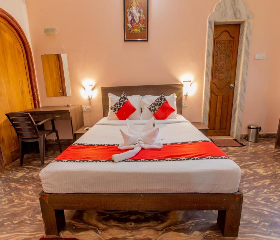 The Byke Royal Pearl Hotel Anjuna Exterior photo