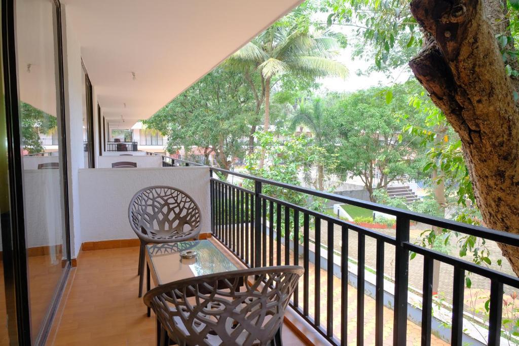 The Byke Royal Pearl Hotel Anjuna Exterior photo
